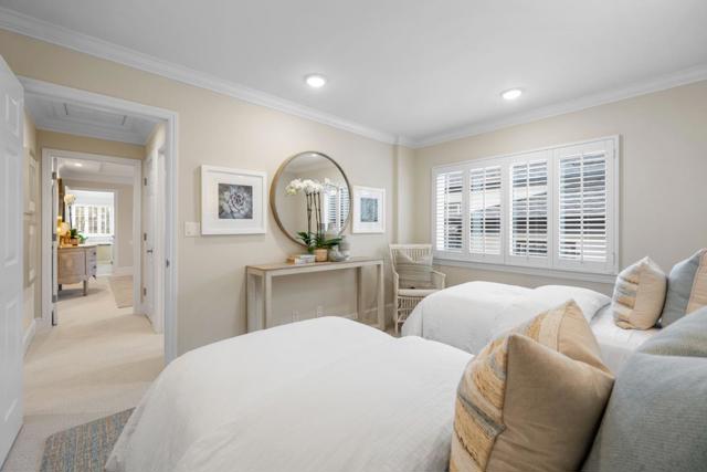 1549 Eastmoor Road, Burlingame CA: https://media.crmls.org/mediaz/cf1c9f48-fd35-4b6b-a280-c174787eec92.jpg