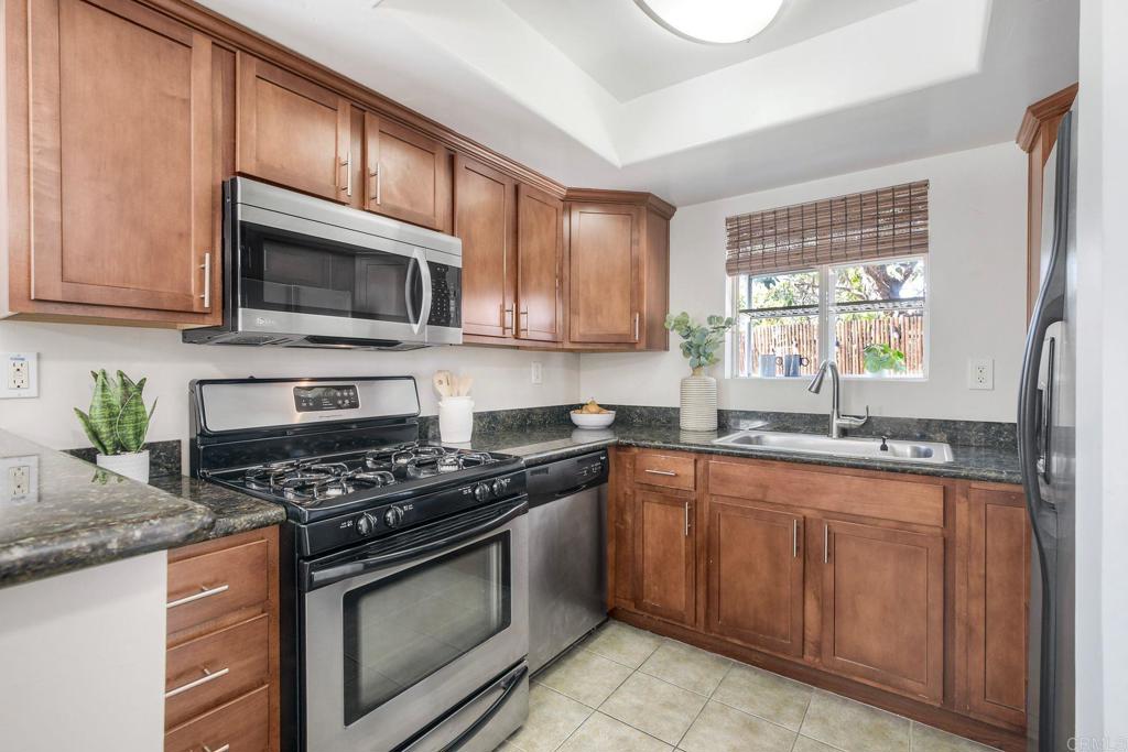 407 Sea Cliff Way - photo 10