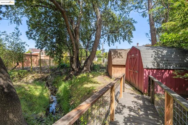 1675 Visalia Ave, Berkeley CA: https://media.crmls.org/mediaz/cf1f517e-8d73-47e5-96f3-1ed89a887ad0.jpg