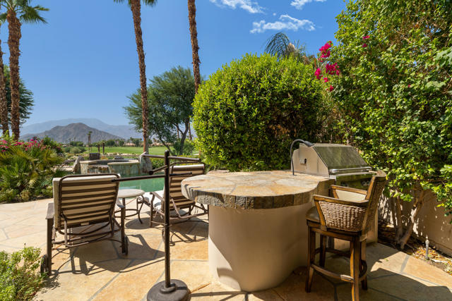 79953 Rancho La Quinta Drive, La Quinta CA: https://media.crmls.org/mediaz/cf1f7af6-b03b-40fa-909f-b3ffb5d64e31.jpg