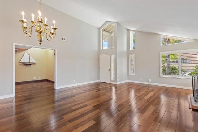 848 Pretoria Court, San Jose CA: https://media.crmls.org/mediaz/cf1f7dcf-ff4f-4139-b9a0-859b02534336.jpg