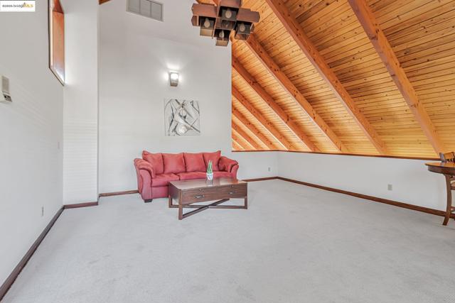 1518 MADERA CT, El Cerrito CA: https://media.crmls.org/mediaz/cf1fa36e-abae-41ad-ad7b-df2dc04e9537.jpg