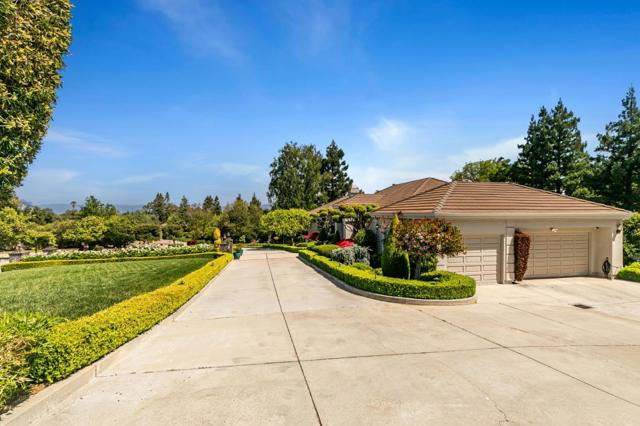 12308 Crayside Lane, Saratoga CA: https://media.crmls.org/mediaz/cf202a1d-8b59-49a7-85ea-85d4868bcd18.jpg