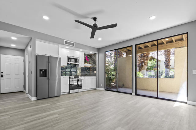 46855 Mountain Cove Drive, Indian Wells CA: https://media.crmls.org/mediaz/cf20391e-7e58-4983-ae5a-f60ae3b57495.jpg