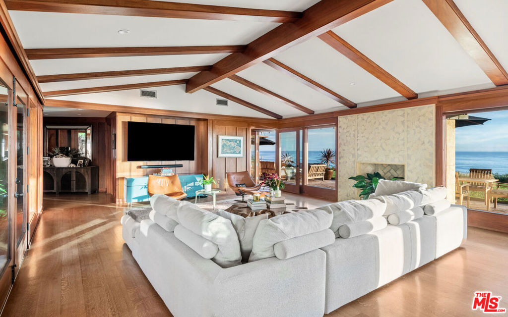 MLS #26843557 image #8