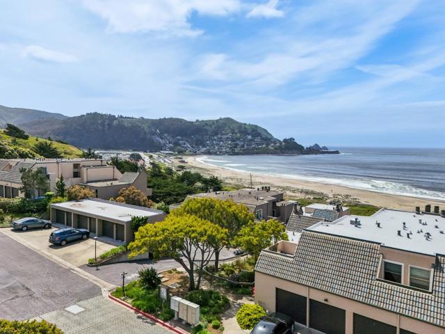 415 Roberts Road, Pacifica CA: https://media.crmls.org/mediaz/cf224790-21ed-4482-83df-27e13118a909.jpg