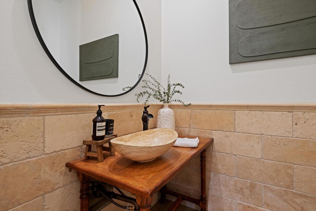 MLS #219120024DA img 24