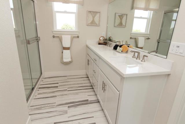 1660 Dolomite Drive, Los Banos CA: https://media.crmls.org/mediaz/cf2279ca-9de8-406b-96e1-54cae2ea3df4.jpg