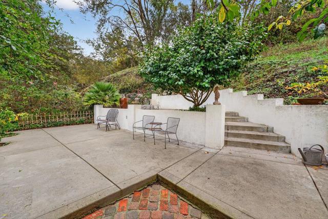 885 Larkin Valley Road, Watsonville CA: https://media.crmls.org/mediaz/cf22d0d4-8623-406a-bc66-759187b42709.jpg