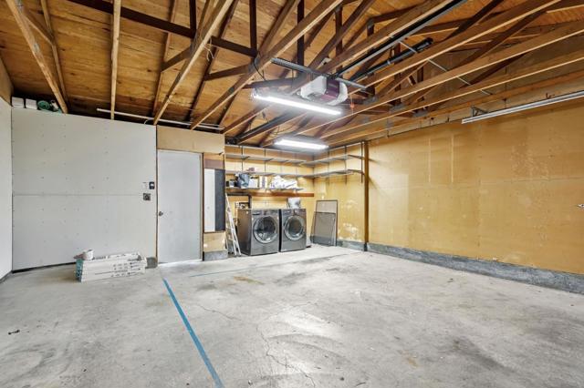843 Juno Lane, Foster City CA: https://media.crmls.org/mediaz/cf23f091-9df0-4101-bbeb-9a335e52d5f8.jpg