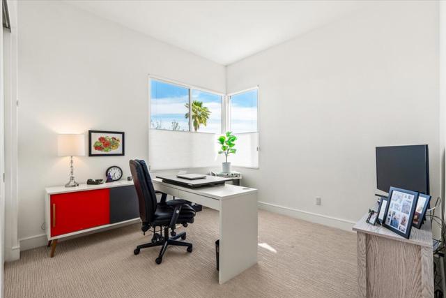 845 Nugget Lane, Palm Springs CA: https://media.crmls.org/mediaz/cf23fc06-c835-4687-893a-565a38d2c77a.jpg