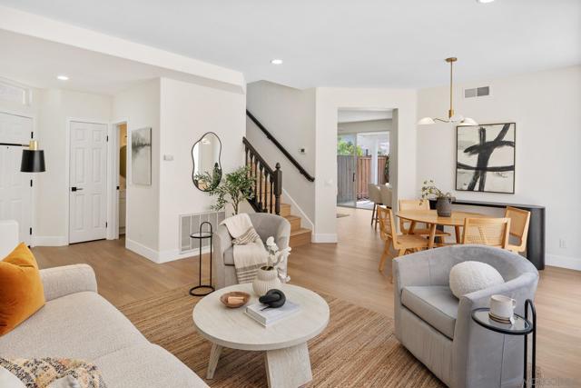 9471 Compass Point Dr S, San Diego CA: https://media.crmls.org/mediaz/cf243cdb-383d-4a2b-914b-faa7b785541c.jpg