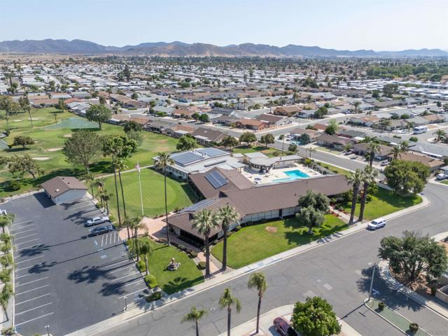 331 Rainier Way, Hemet CA: https://media.crmls.org/mediaz/cf24ae46-010f-4073-9364-2c92aaefe858.jpg