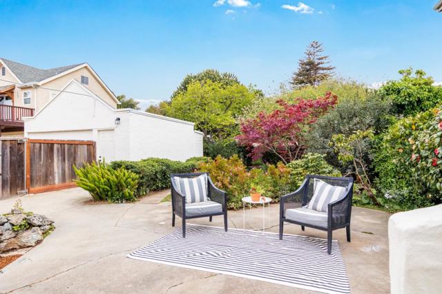 38 Roosevelt Street, Watsonville CA: https://media.crmls.org/mediaz/cf25ece4-270d-4527-9351-6ca9dafcffd1.jpg