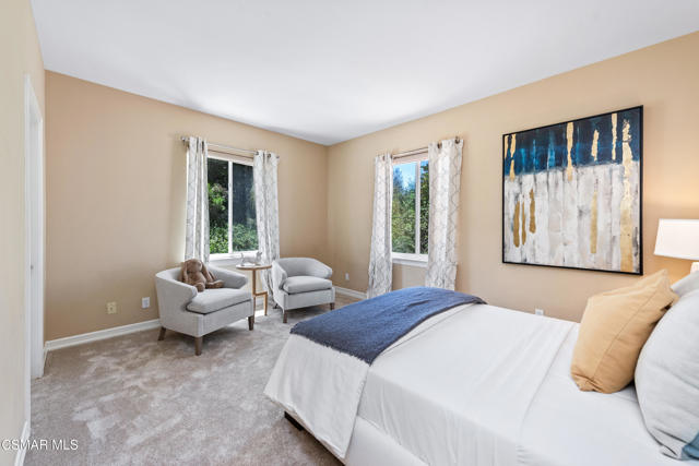 1074 Deseo Avenue, Camarillo CA: https://media.crmls.org/mediaz/cf25fd9c-ef89-4f92-87b3-54b0d4acd789.jpg
