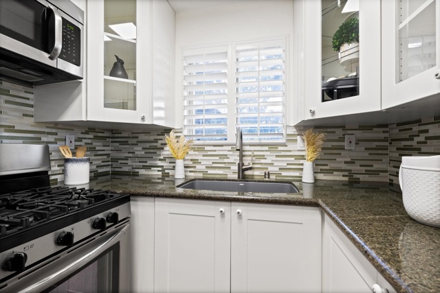 4520 Melody Dr, Concord CA: https://media.crmls.org/mediaz/cf26000e-a163-4b06-b960-30501c6edb2e.jpg