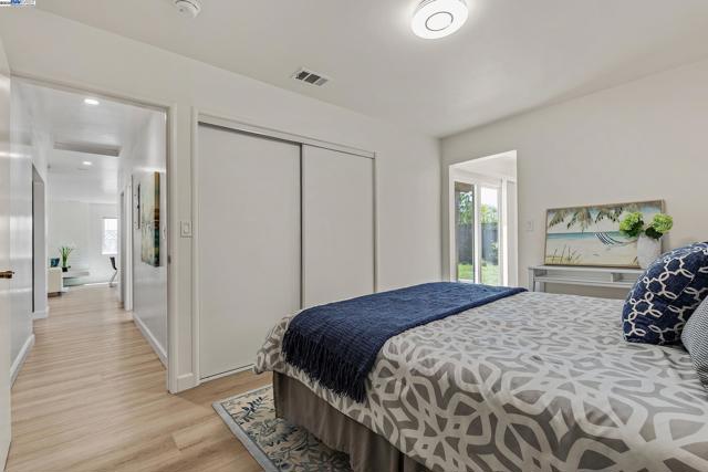 3495 Carrillo Dr, San Leandro CA: https://media.crmls.org/mediaz/cf27981a-765a-4286-91d3-aff76096abff.jpg