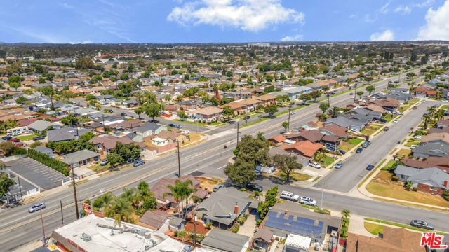 10206 Van Ruiten Street, Bellflower, California 90706, 3 Bedrooms Bedrooms, ,2 BathroomsBathrooms,Single Family Residence,For Sale,Van Ruiten,24421377