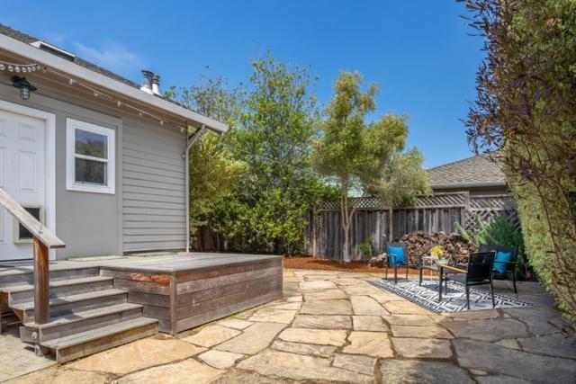 900 35th Avenue, Santa Cruz CA: https://media.crmls.org/mediaz/cf2a0f55-aa5c-4969-a692-be92fe2a4b69.jpg