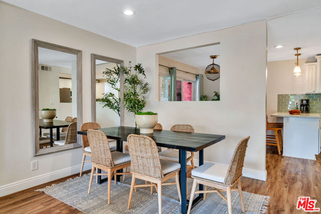 4939 Maytime Lane, Culver City CA: https://media.crmls.org/mediaz/cf2a9818-30d8-4082-be6e-3f5300b5a8be.jpg