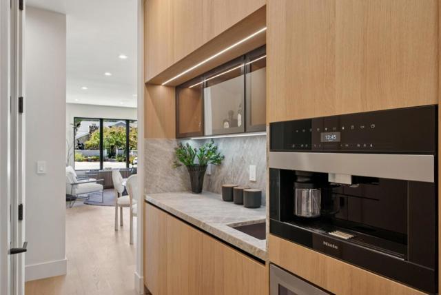 585 Cherry Avenue, Los Altos CA: https://media.crmls.org/mediaz/cf2b6d50-3f90-445b-8bbf-a70c9ae0c263.jpg
