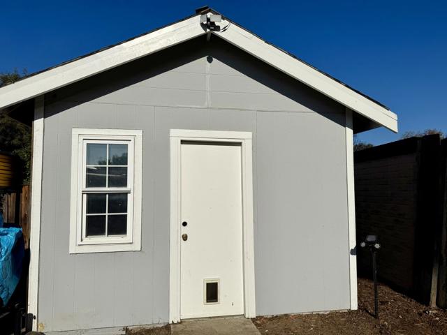 464 Fellom Court, Gilroy CA: https://media.crmls.org/mediaz/cf2b7182-cc1c-40f1-82dc-f13f5bfef111.jpg