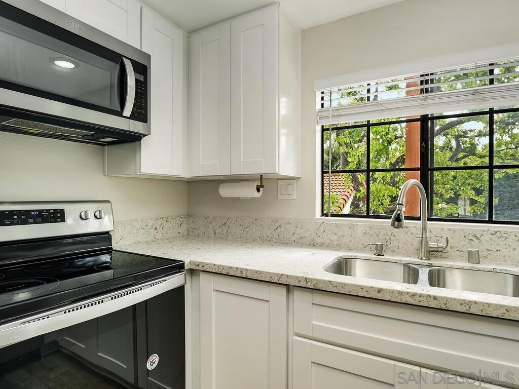 2822 Winthrop Ave - photo 20