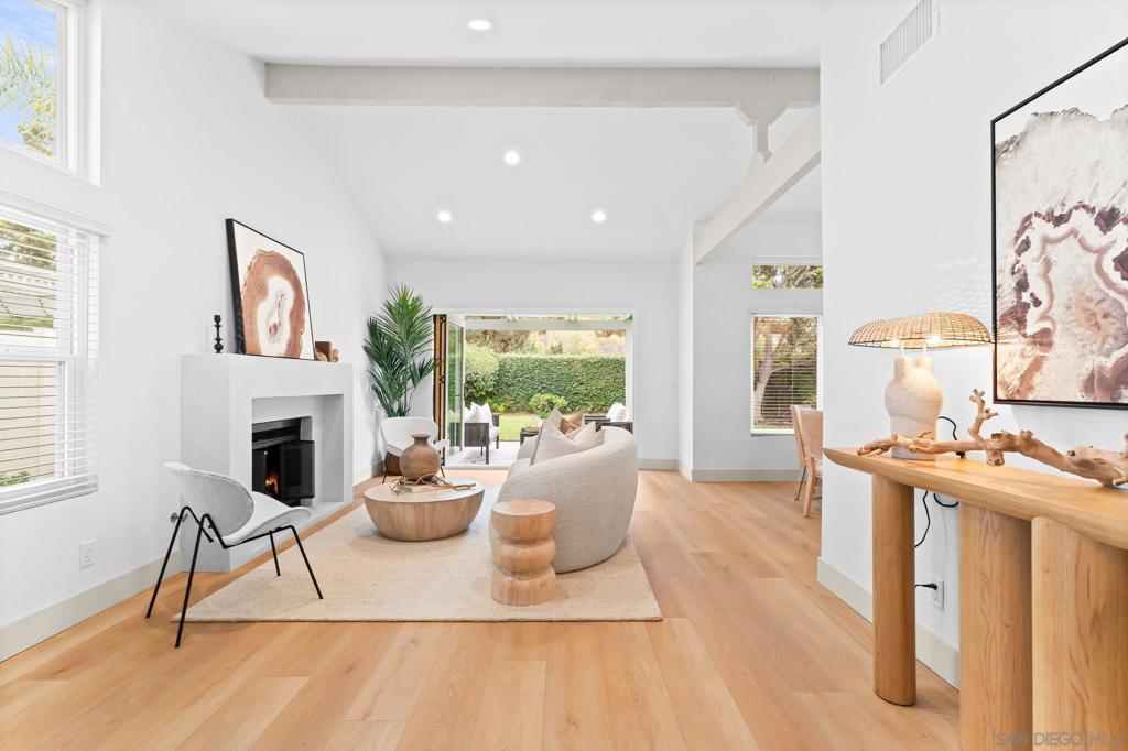 MLS #250037997SD image #8