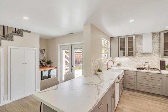 2698 Goodwin Avenue, Redwood City CA: https://media.crmls.org/mediaz/cf2d70e2-7ada-4a31-8c81-38f7ecad611a.jpg
