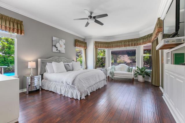 2209 Eucalyptus Ave, Escondido CA: https://media.crmls.org/mediaz/cf2dc076-60e9-464a-bf9a-faa11e3a4dca.jpg