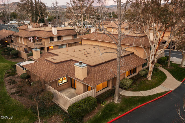 4490 Lubbock Drive, Simi Valley CA: https://media.crmls.org/mediaz/cf2e0b6c-248f-4b98-ada4-f91dd9fc34f1.jpg
