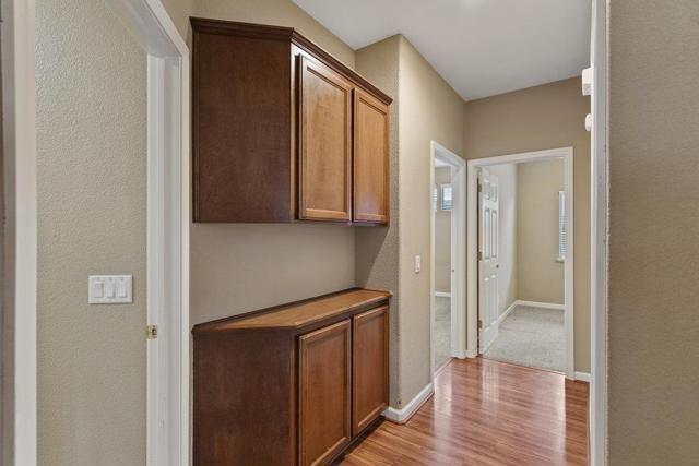 3009 La Vina Circle, Los Banos CA: https://media.crmls.org/mediaz/cf2e888b-095a-4155-bf8e-b34e096a54ce.jpg