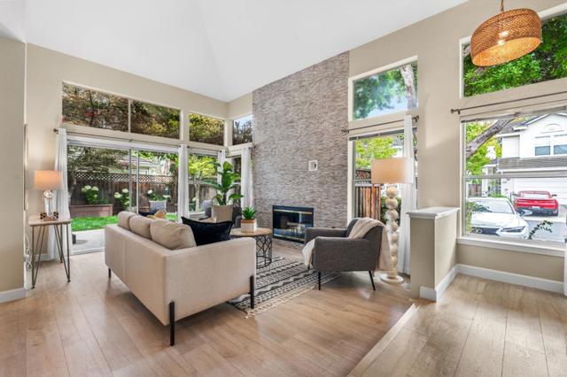 34458 Calgary Terrace, Fremont CA: https://media.crmls.org/mediaz/cf2efd59-8ad3-482d-b793-4f580f226398.jpg