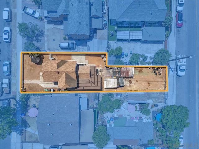 2912 Logan Avenue, San Diego CA: https://media.crmls.org/mediaz/cf2f32c1-bf87-4874-9836-f683949c2fe1.jpg