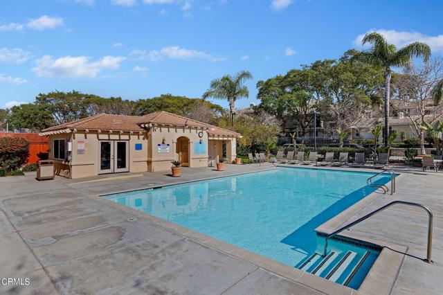 37-web-or-mls-32 - Community Pool