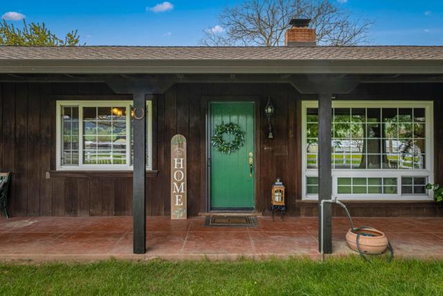 13755 Columbet Avenue, San Martin CA: https://media.crmls.org/mediaz/cf3072e2-83eb-430c-a519-a2c312a791b5.jpg