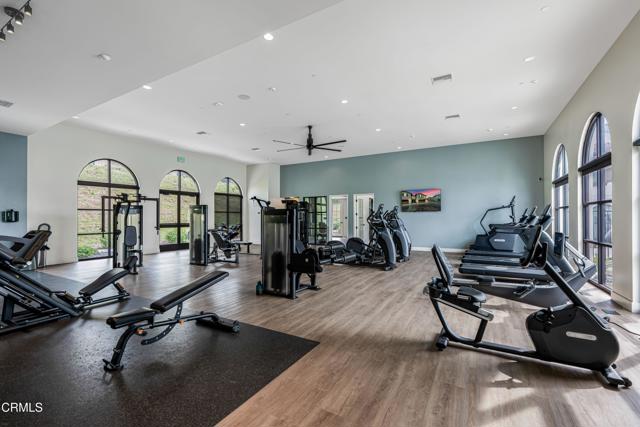 Detail Gallery Image 31 of 34 For 246 San Miguel Island Dr, Camarillo,  CA 93012 - 4 Beds | 2/1 Baths