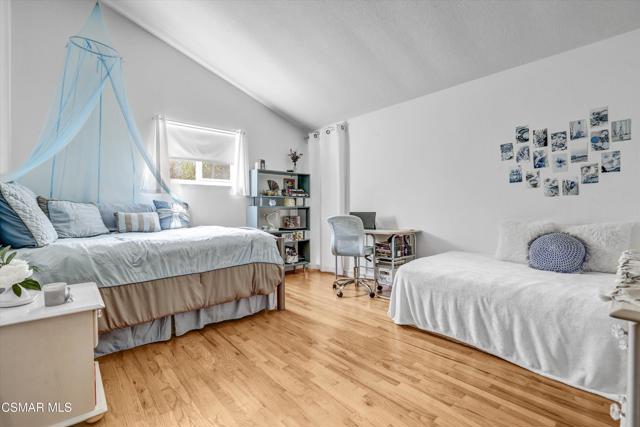 23248 Community Street, West Hills CA: https://media.crmls.org/mediaz/cf30e207-5b0b-407b-a9c8-6c5917dfff5e.jpg