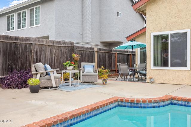 9542 Halifax Street, Ventura CA: https://media.crmls.org/mediaz/cf31a081-8f3f-4963-b3f0-2ae650cd7aac.jpg