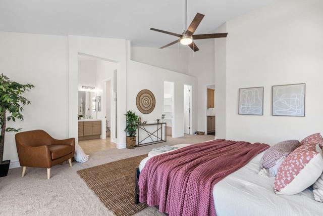 1337 Oak View Way, Escondido CA: https://media.crmls.org/mediaz/cf31a278-a2f2-4503-b3f5-00aca98c47f9.jpg