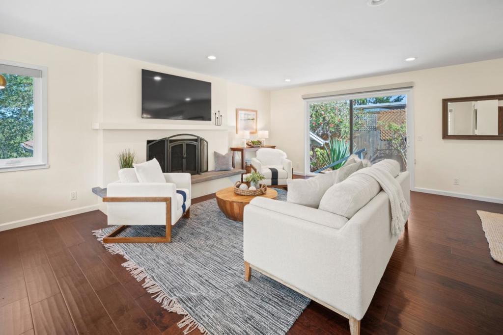 3380 San Luis Avenue