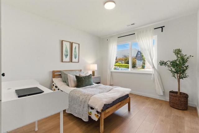 640 Heather Court, Pacifica CA: https://media.crmls.org/mediaz/cf328b77-ce2a-4c82-aad1-a8df8b04ab4d.jpg