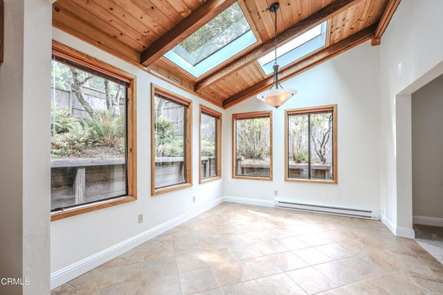 Detail Gallery Image 7 of 74 For 31600 Little Valley Rd, Fort Bragg,  CA 95437 - 3 Beds | 2 Baths