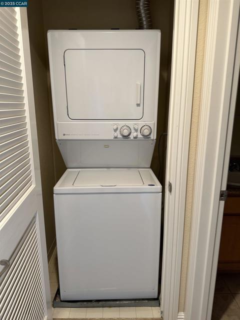2210 Gellert Blvd, South San Francisco CA: https://media.crmls.org/mediaz/cf33170b-cd61-4628-a281-e58a220316b3.jpg