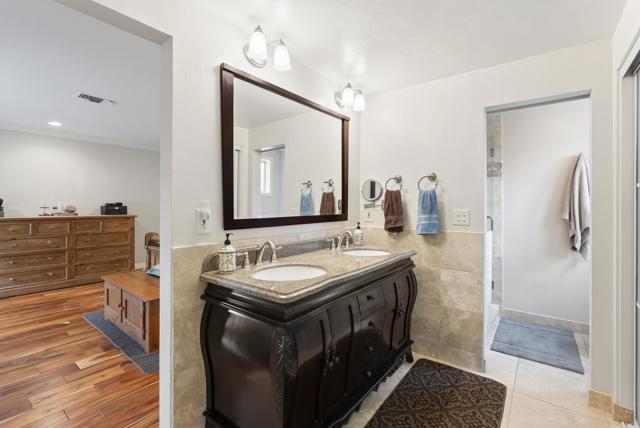 11984 Paseo Fuerte, El Cajon CA: https://media.crmls.org/mediaz/cf3449e4-144c-43c3-9b77-3d303d7bbcaf.jpg