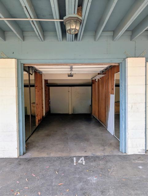 4950 Lantana Dr, San Diego CA: https://media.crmls.org/mediaz/cf3457bf-c7cc-42dd-aa8a-f6a9ac59b38d.jpg