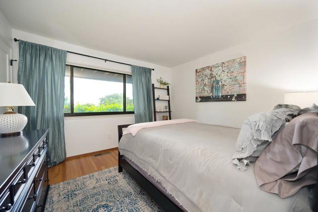 2640 Gayle Lane, Auburn CA: https://media.crmls.org/mediaz/cf3483ec-2b0c-4f41-b6b6-f8af876cd8c3.jpg