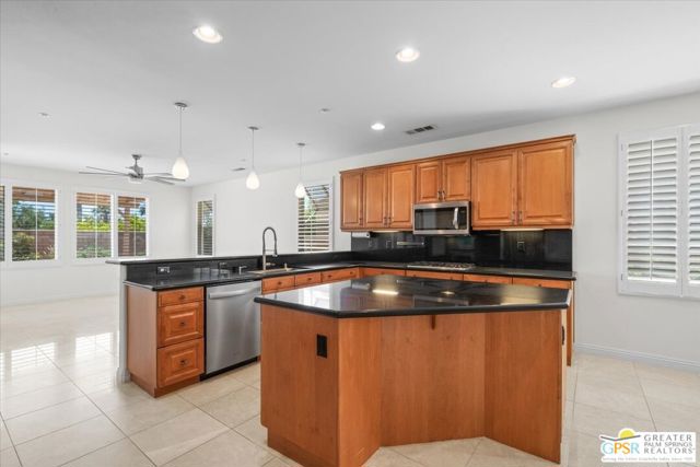 3764 Serenity Trail, Palm Springs CA: https://media.crmls.org/mediaz/cf350b07-48f0-4370-b616-f30c741f3faa.jpg
