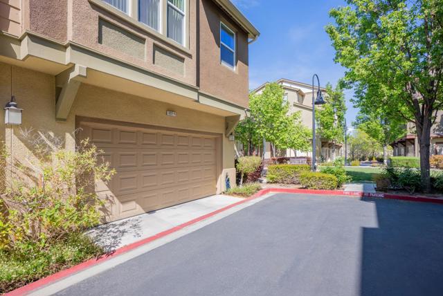 227 Peppermint Tree Terrace, Sunnyvale CA: https://media.crmls.org/mediaz/cf355197-9b08-4e0d-a42a-f55e0aac3b89.jpg