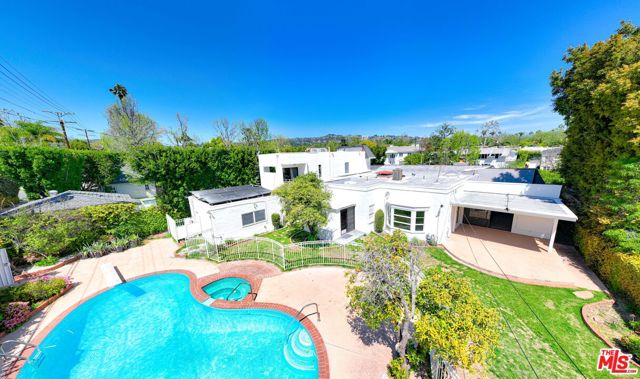 525 Rexford Drive, Beverly Hills, California 90210, 6 Bedrooms Bedrooms, ,3 BathroomsBathrooms,Single Family Residence,For Sale,Rexford,23249981